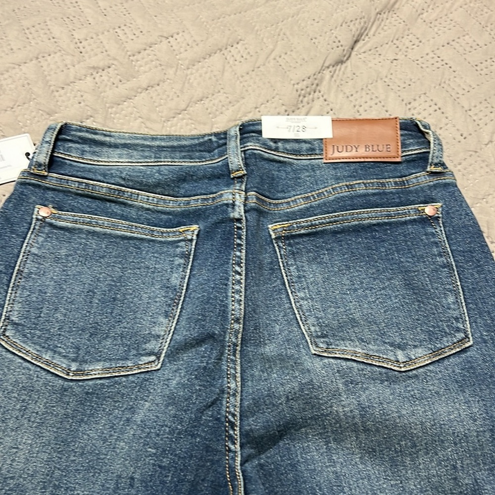 Judy blue brand new with tags relaxed jeans size 7/28 - Picture 5 of 6